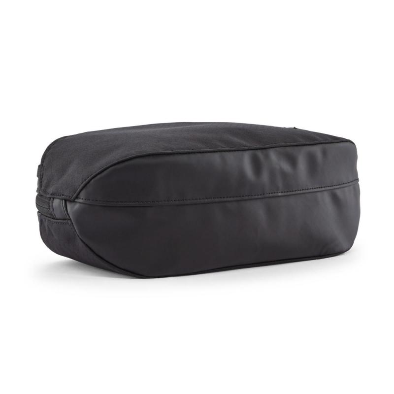 Patagonia Patagonia Black Hole Cube 3L P49362 Corner Sport 1